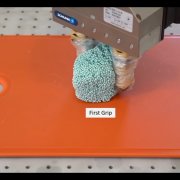 robotic fingers shaping foam simulating sushi rice